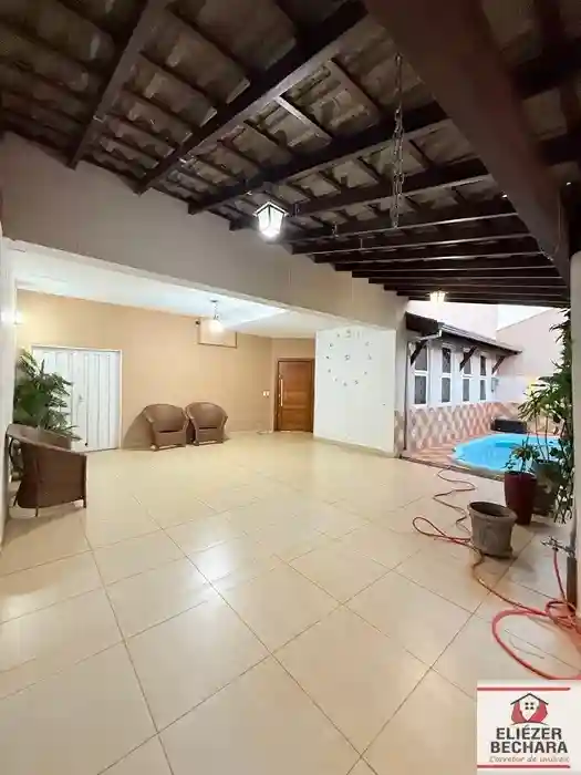 Casa com 4 quartos à venda, 190m² — foto 4 de 18