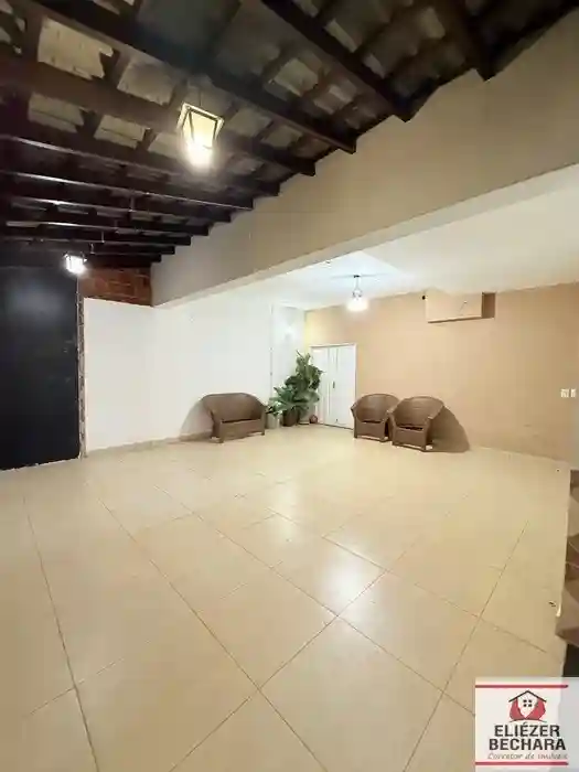 Casa com 4 quartos à venda, 190m² — foto 15 de 18