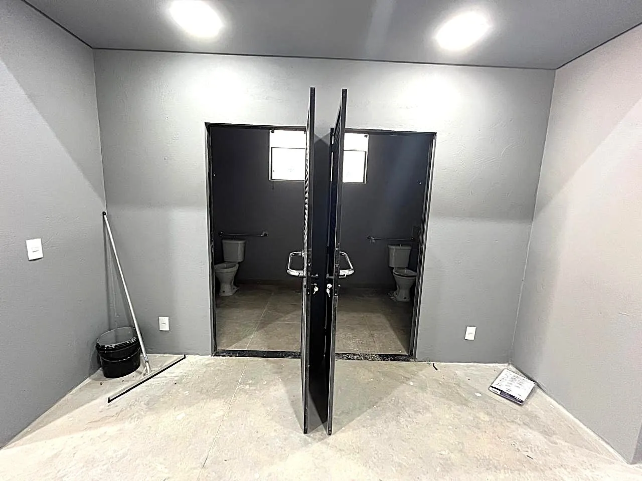 Loja / Salão / Ponto Comercial para aluguel, 214m² — foto 13 de 14