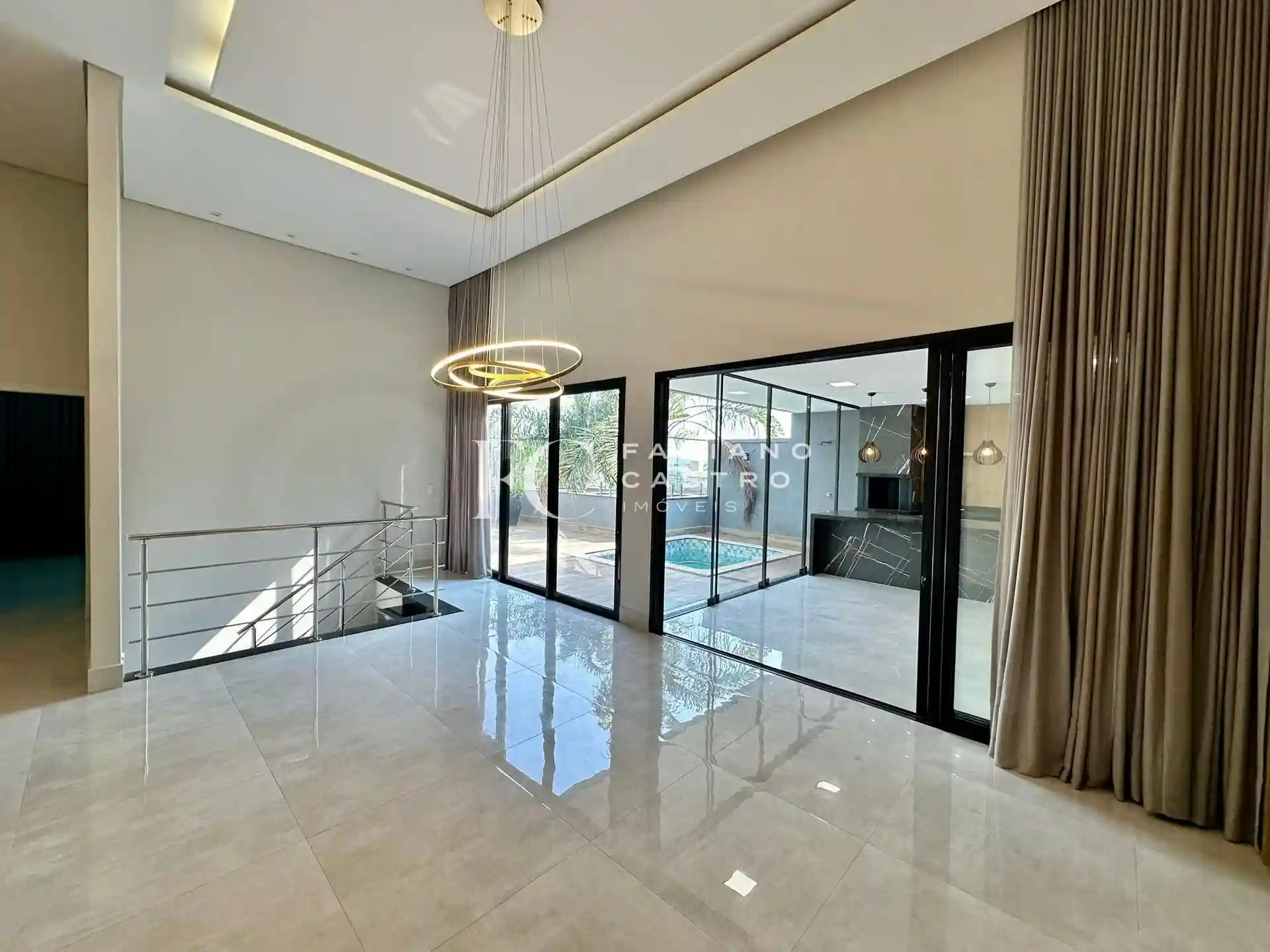 Casa de Condomínio com 3 quartos à venda, 260m² — foto 5 de 32
