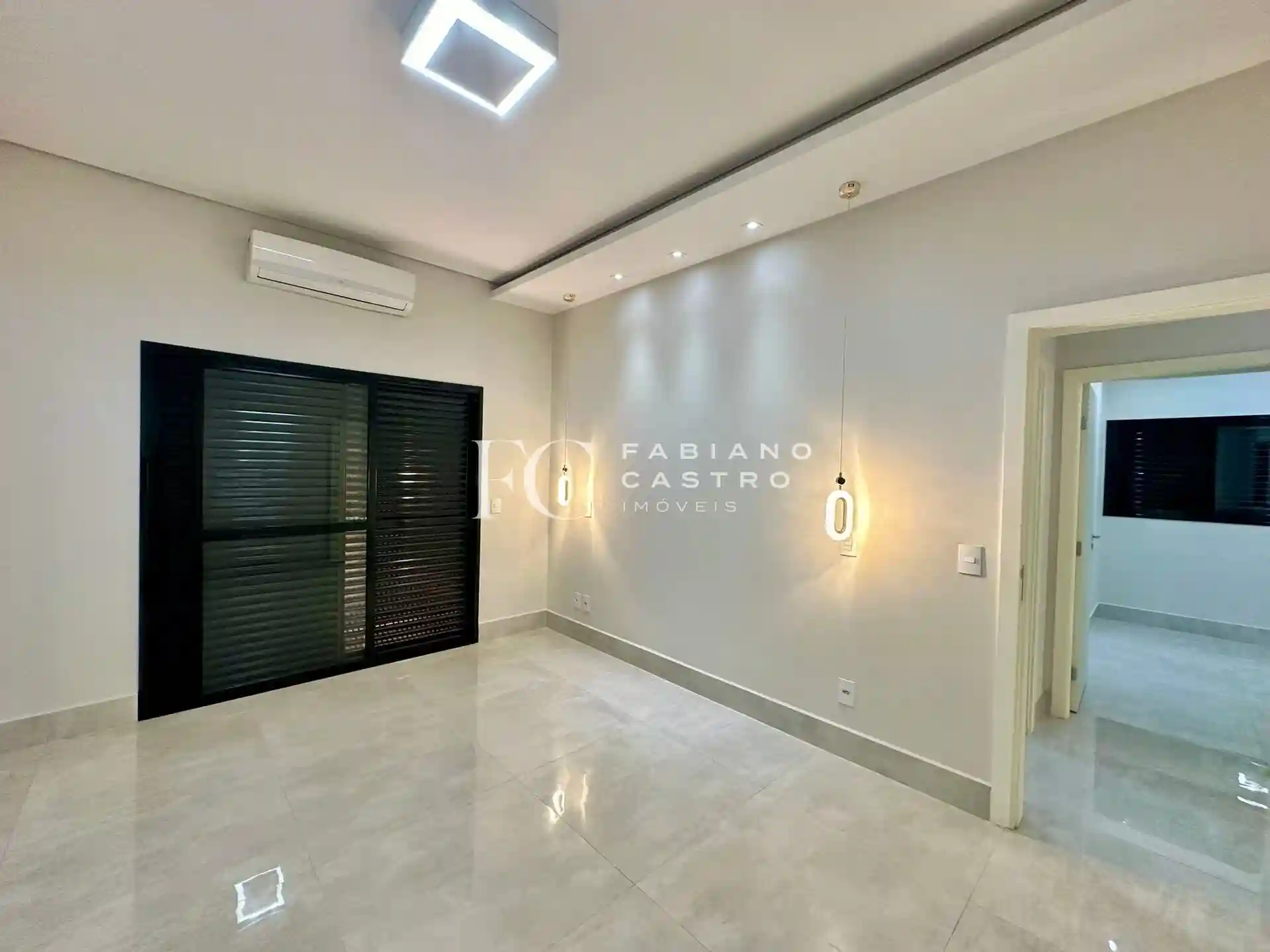 Casa de Condomínio com 3 quartos à venda, 260m² — foto 22 de 32