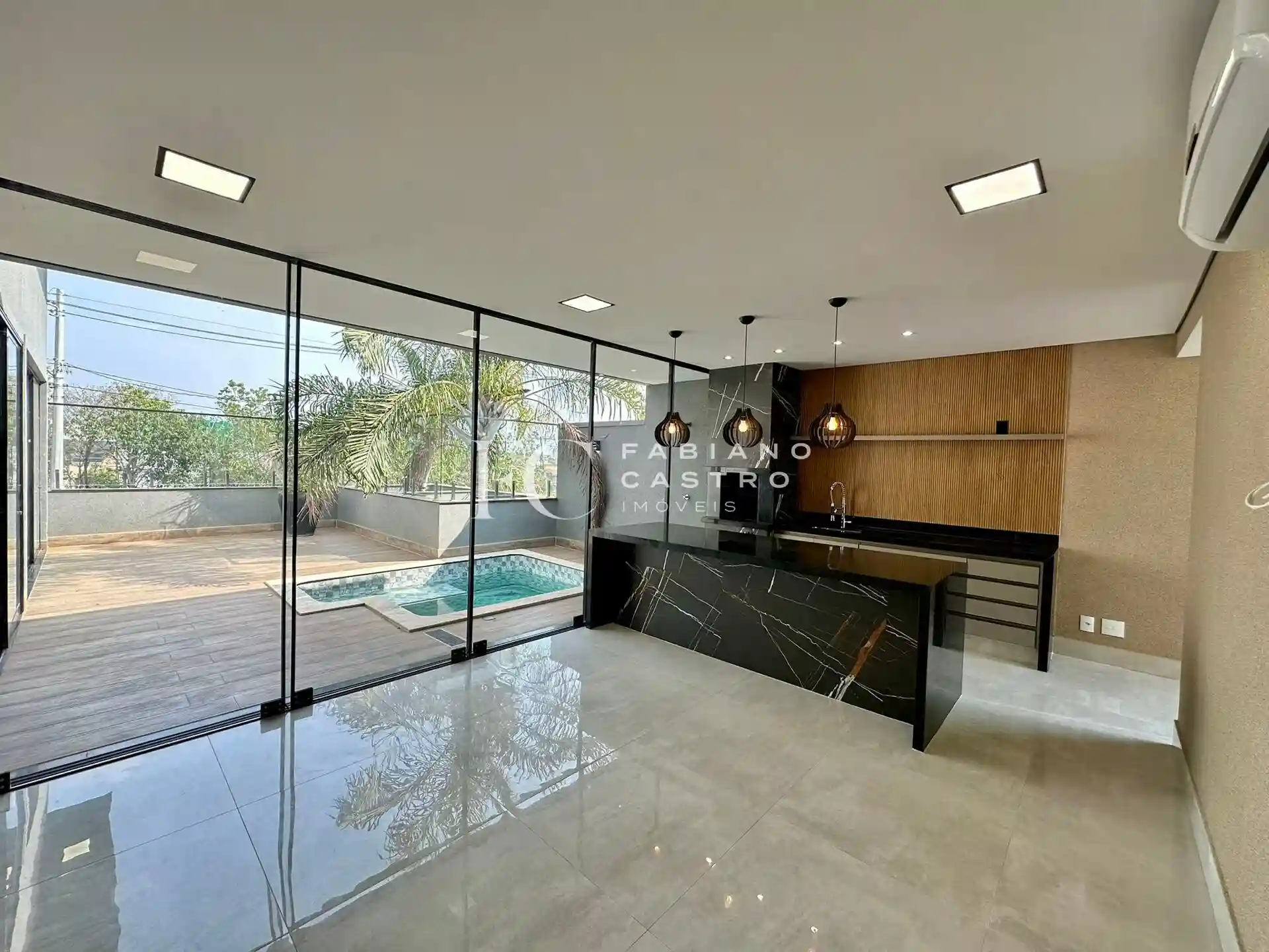 Casa de Condomínio com 3 quartos à venda, 260m² — foto 26 de 32