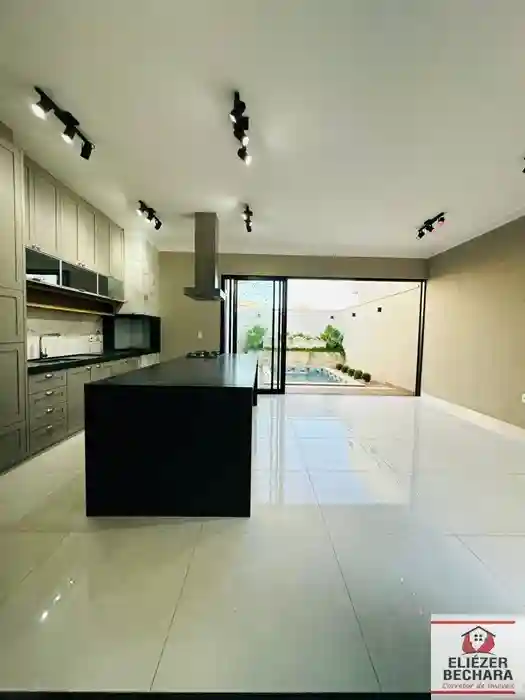 Casa de Condomínio com 3 quartos à venda, 190m² — foto 8 de 27