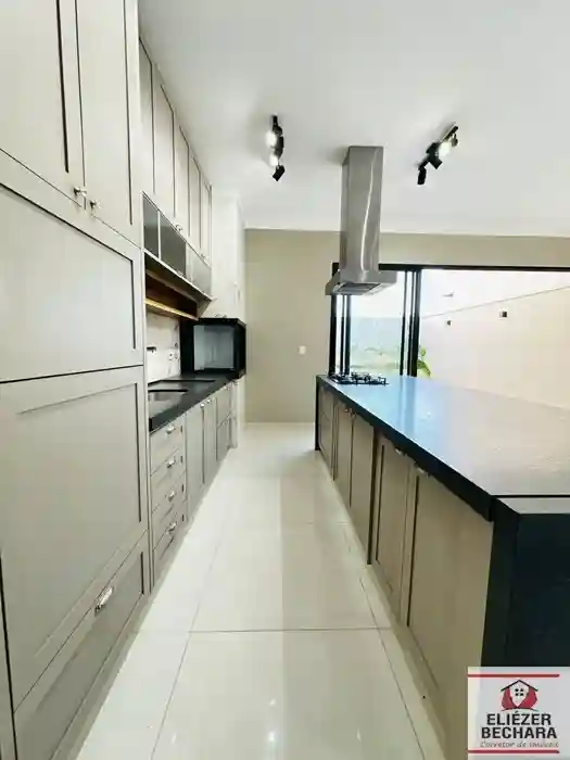 Casa de Condomínio com 3 quartos à venda, 190m² — foto 15 de 27