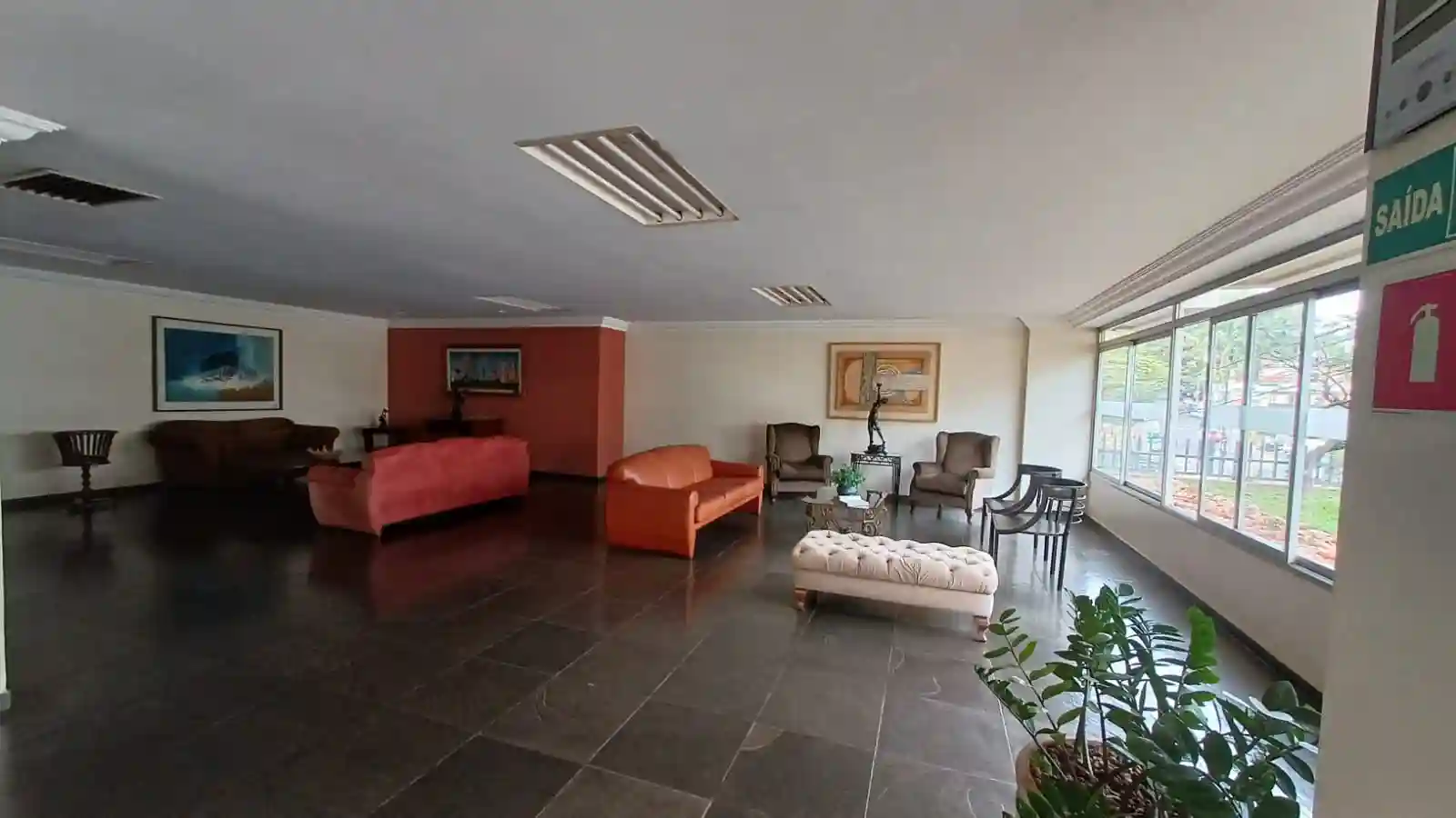 Apartamento com 2 quartos à venda, 70m² — foto 4 de 25