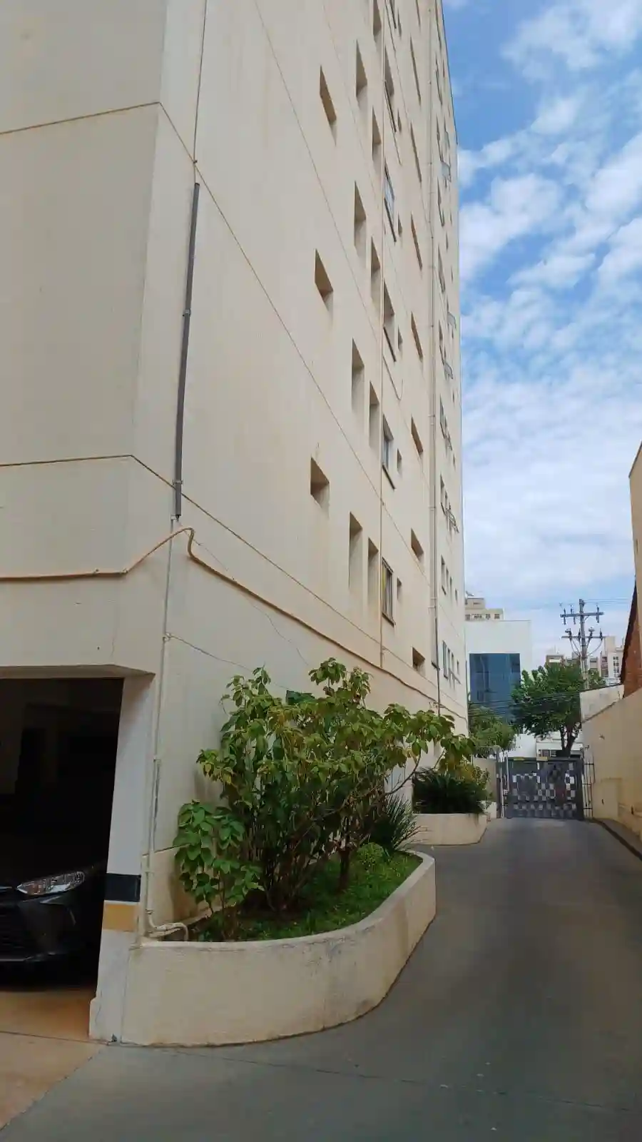 Apartamento com 2 quartos à venda, 70m² — foto 2 de 25