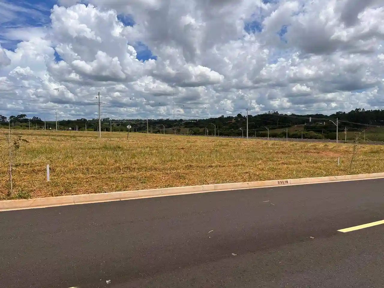 Terreno / Lote / Condomínio  à venda, 306m² — foto 2 de 2