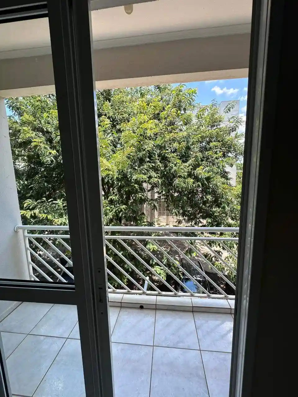 Apartamento com 1 quarto para aluguel, 40m² — foto 2 de 19