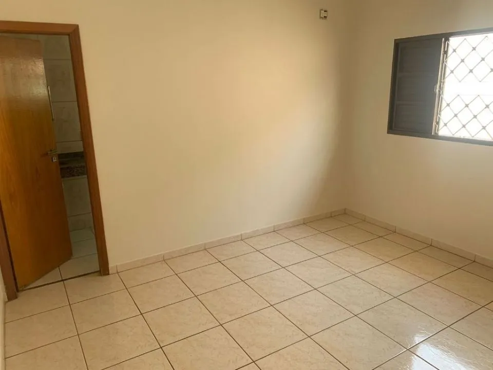 Casa à venda — foto 4 de 5