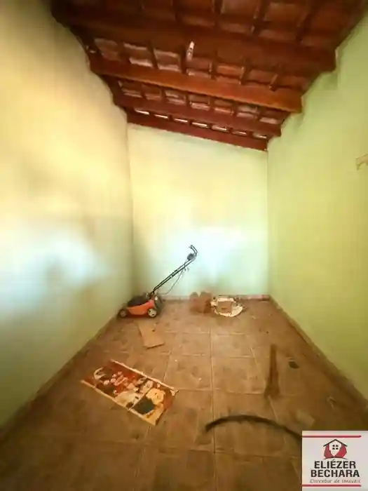 Casa com 3 quartos à venda, 200m² — foto 25 de 27