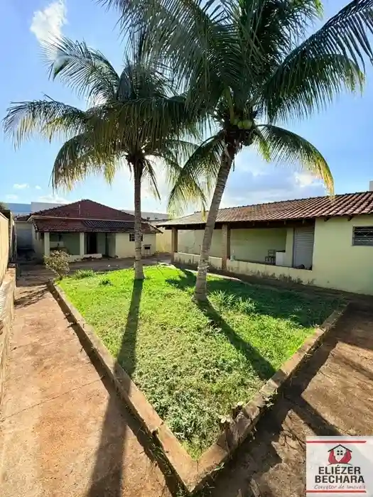 Casa com 3 quartos à venda, 200m² — foto 26 de 27