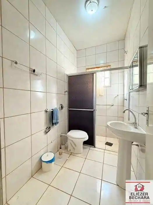 Casa com 3 quartos à venda, 200m² — foto 8 de 27