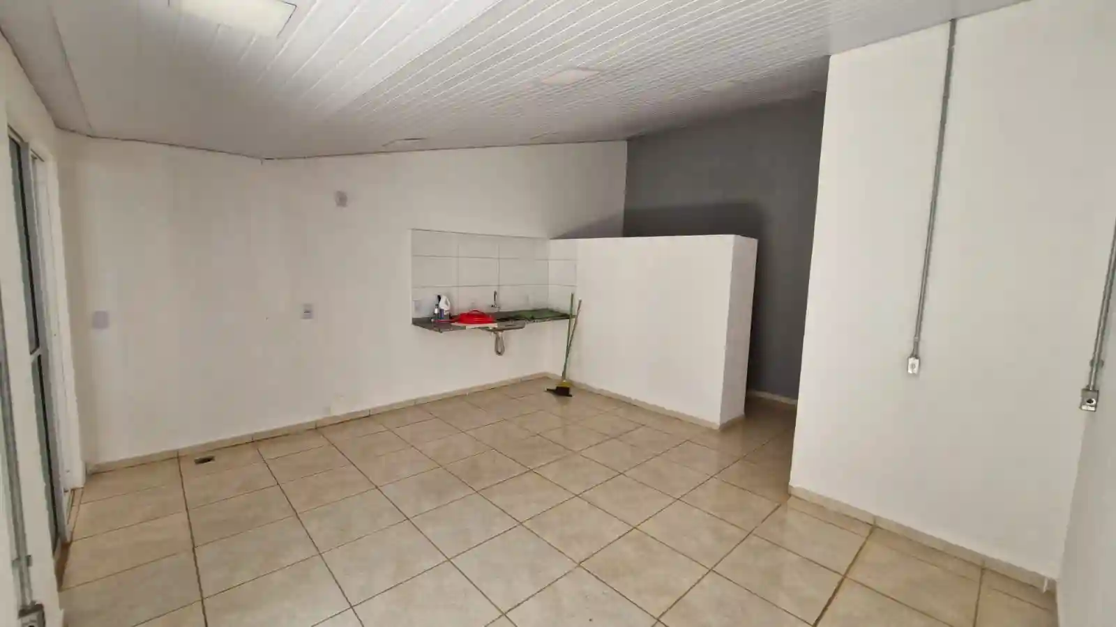 Casa de Condomínio com 2 quartos à venda, 10m² — foto 6 de 14