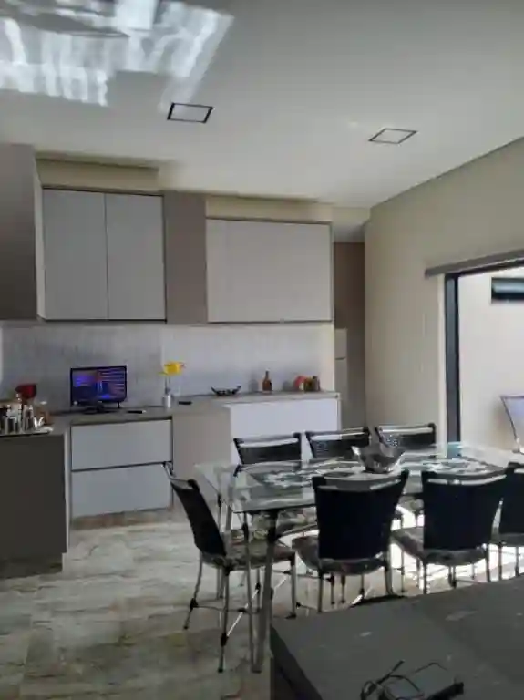 Casa de Condomínio com 3 quartos à venda, 276m² — foto 5 de 6