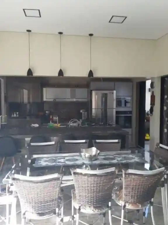 Casa de Condomínio com 3 quartos à venda, 276m² — foto 3 de 6