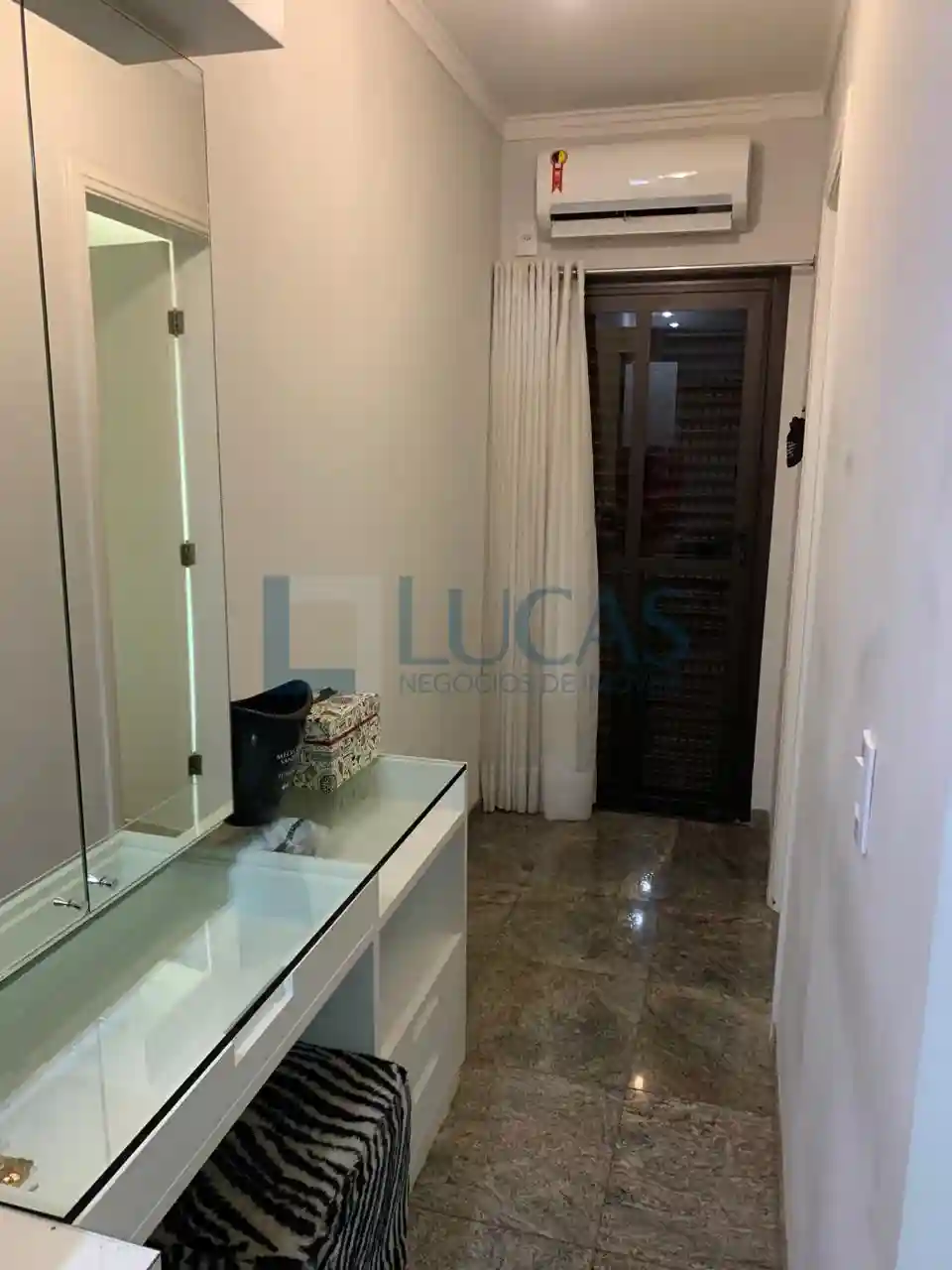 Apartamento com 3 quartos à venda, 207m² — foto 20 de 24