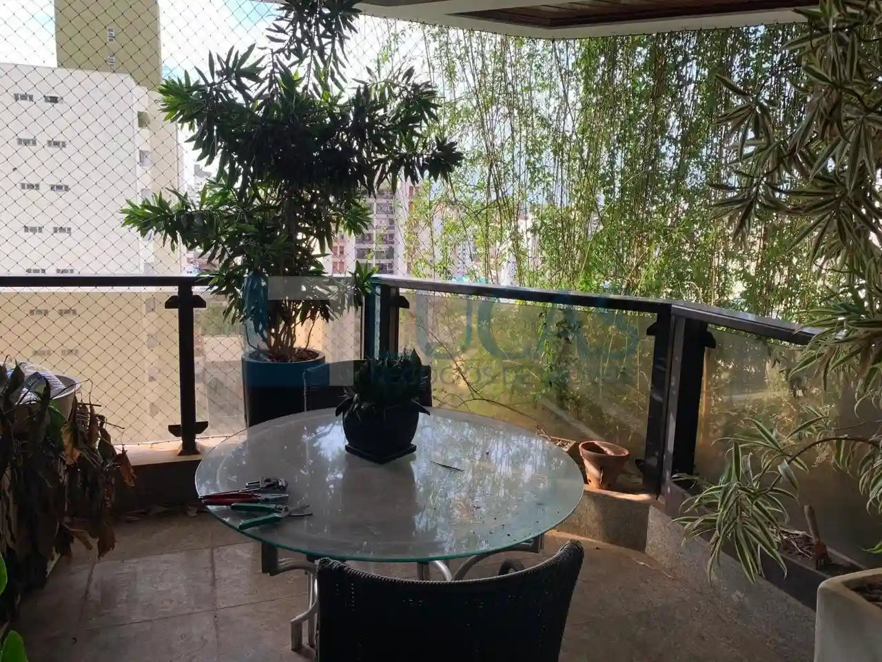 Apartamento com 3 quartos à venda, 207m² — foto 1 de 24