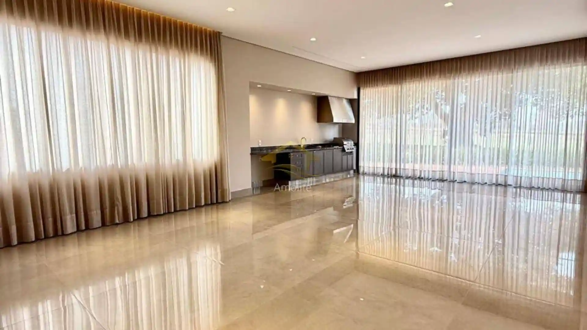 Casa de Condomínio com 3 quartos à venda, 286m² — foto 11 de 22