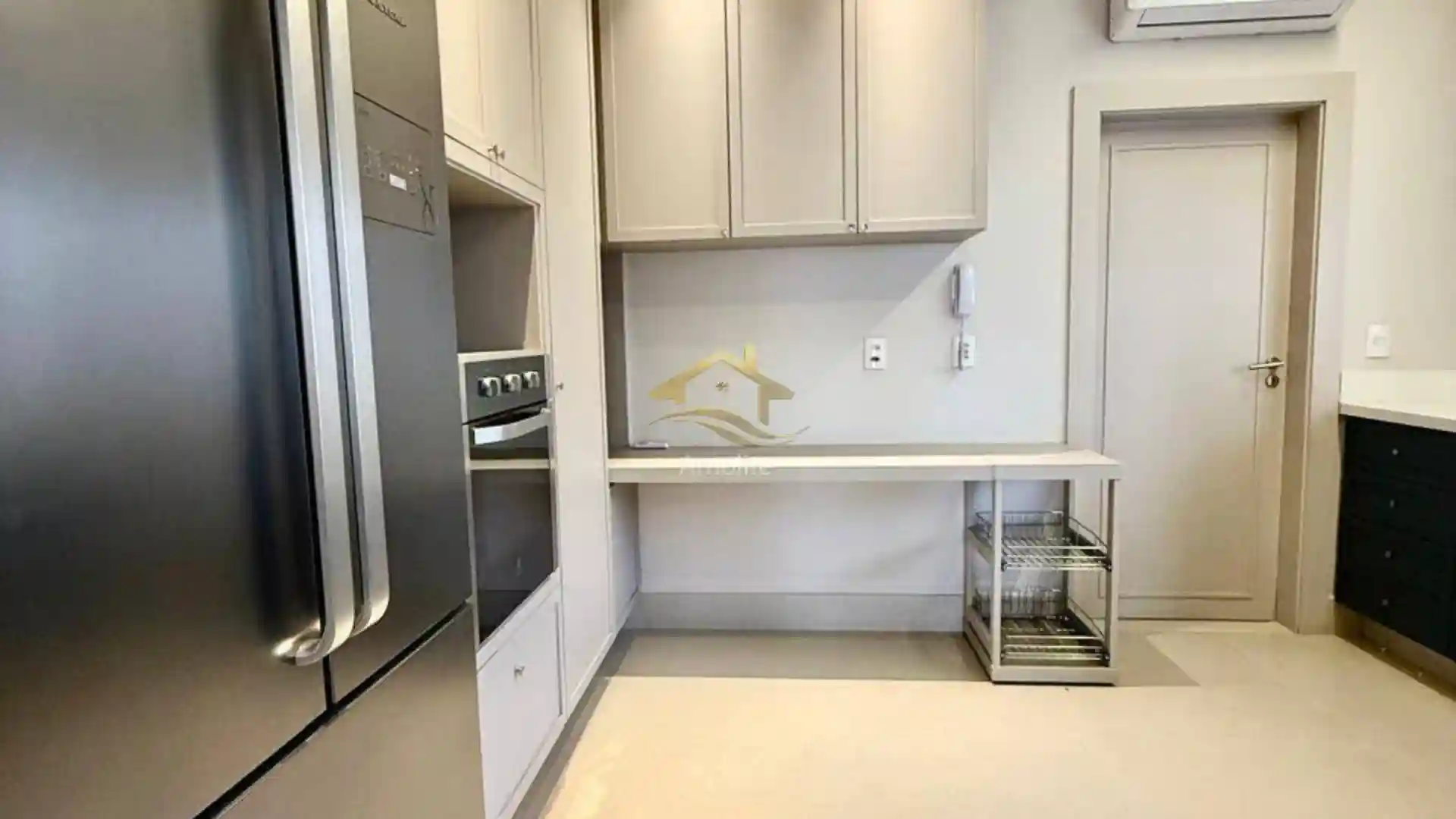 Casa de Condomínio com 3 quartos à venda, 286m² — foto 8 de 22