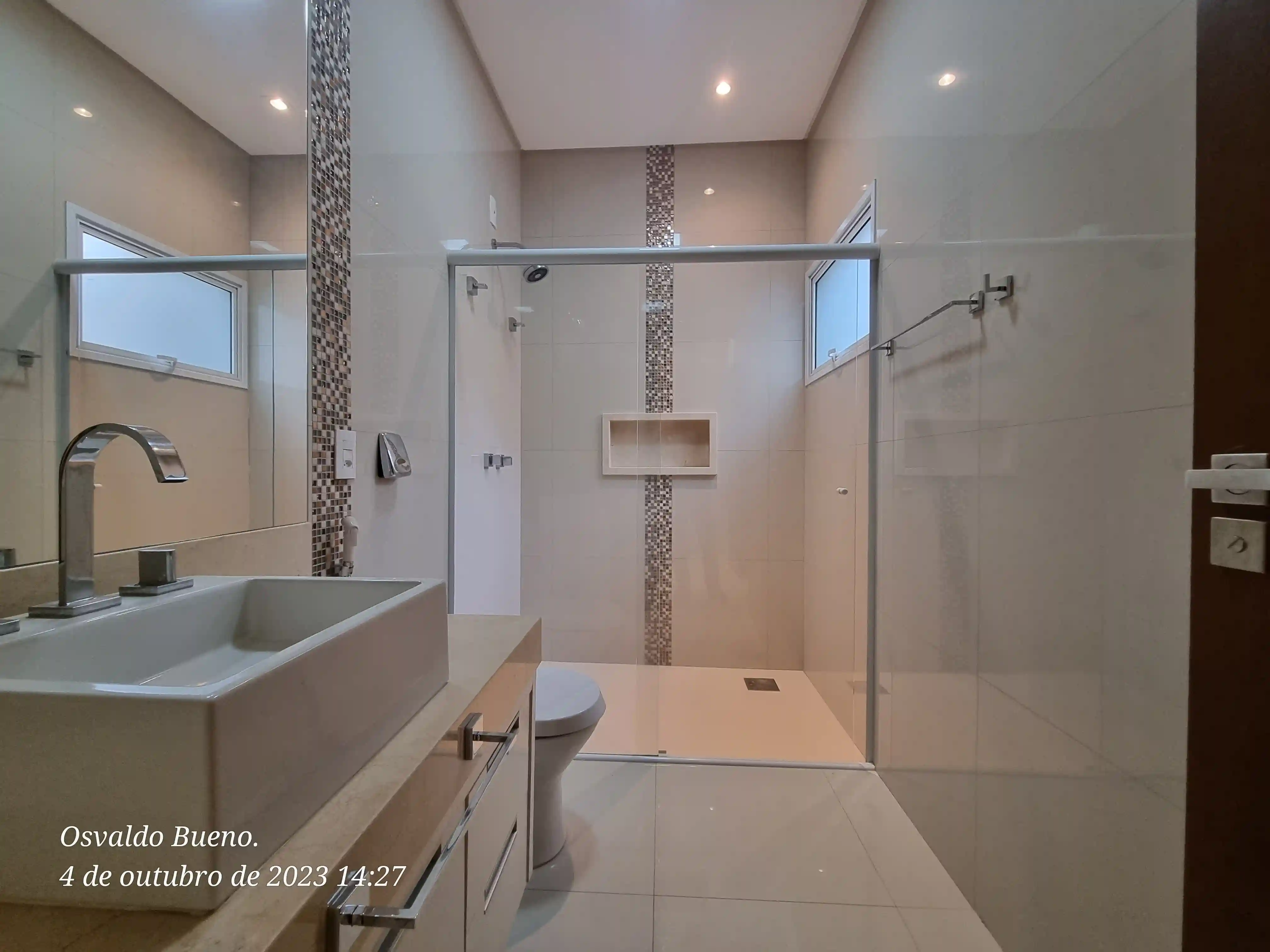 Casa de Condomínio com 3 quartos à venda, 280m² — foto 10 de 19