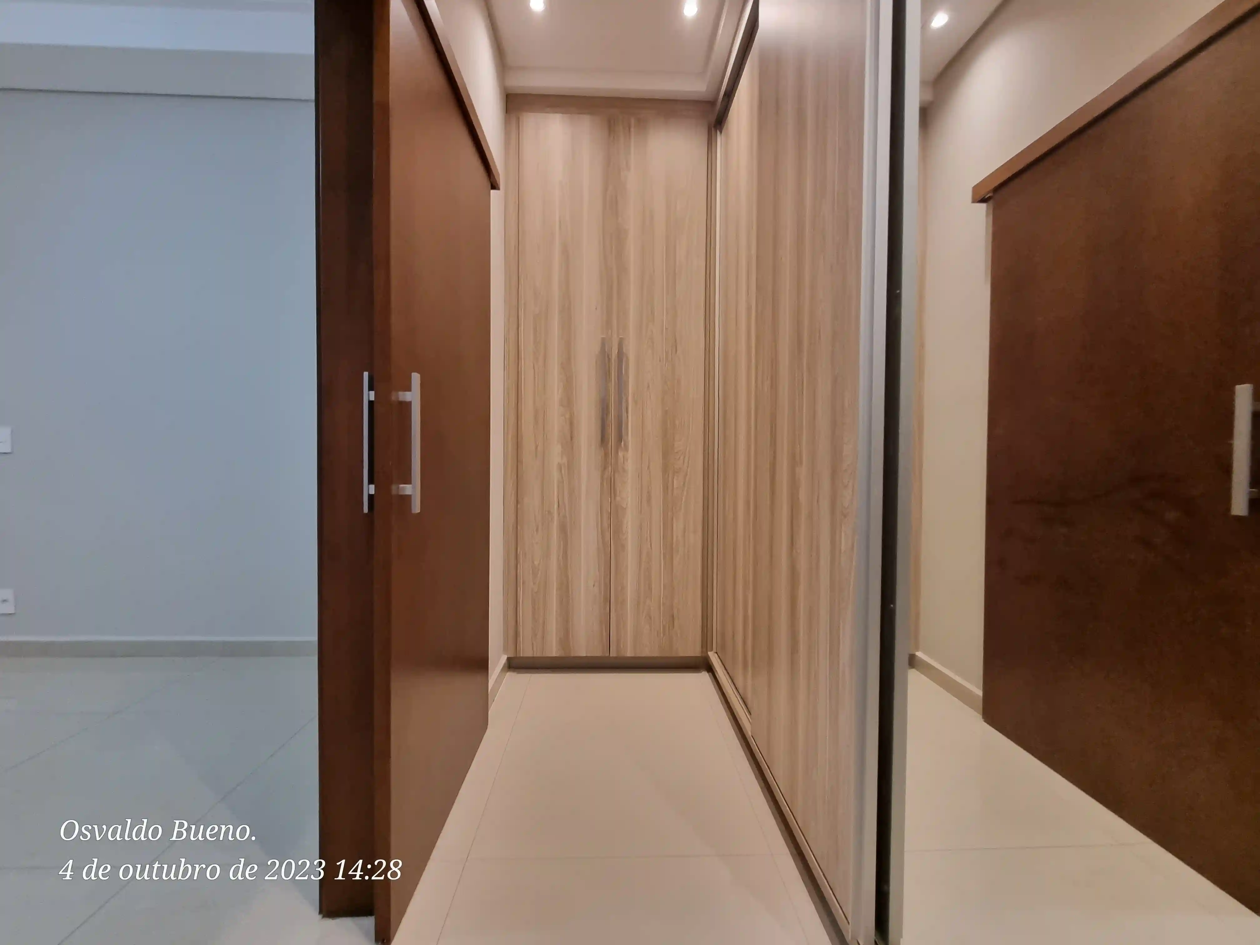 Casa de Condomínio com 3 quartos à venda, 280m² — foto 13 de 19