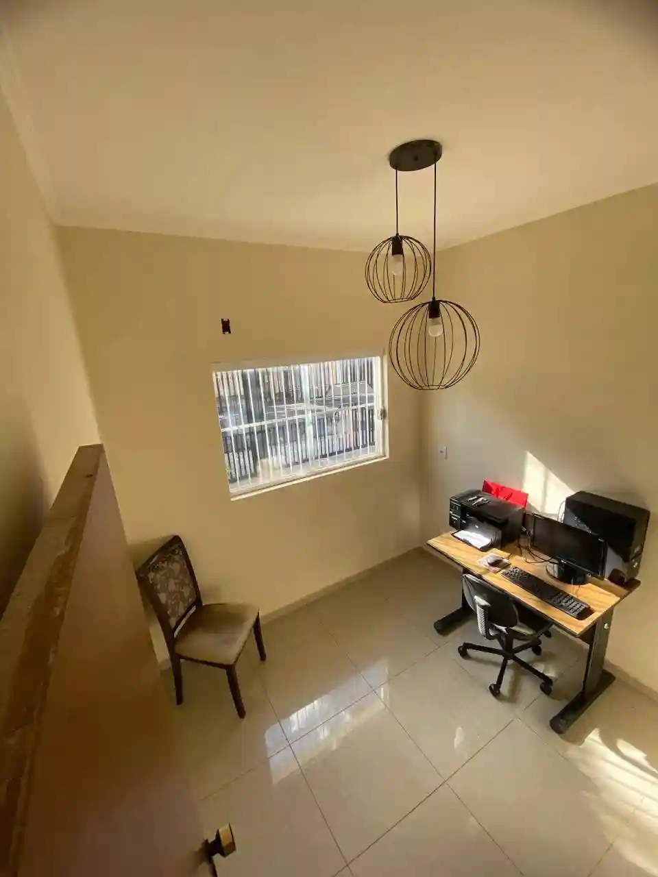 Casa com 3 quartos à venda, 155m² — foto 2 de 14