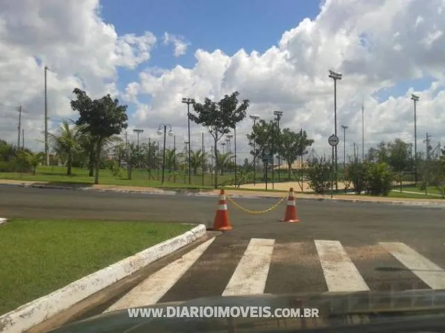Terreno / Lote / Condomínio à venda — foto 2 de 4
