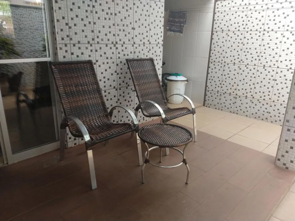 Casa de Condomínio à venda — foto 3 de 4