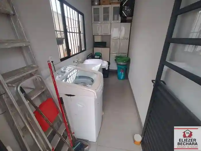 Casa com 3 quartos à venda, 150m² — foto 24 de 30