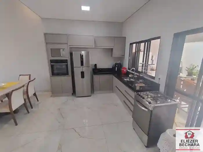 Casa com 3 quartos à venda, 150m² — foto 5 de 30