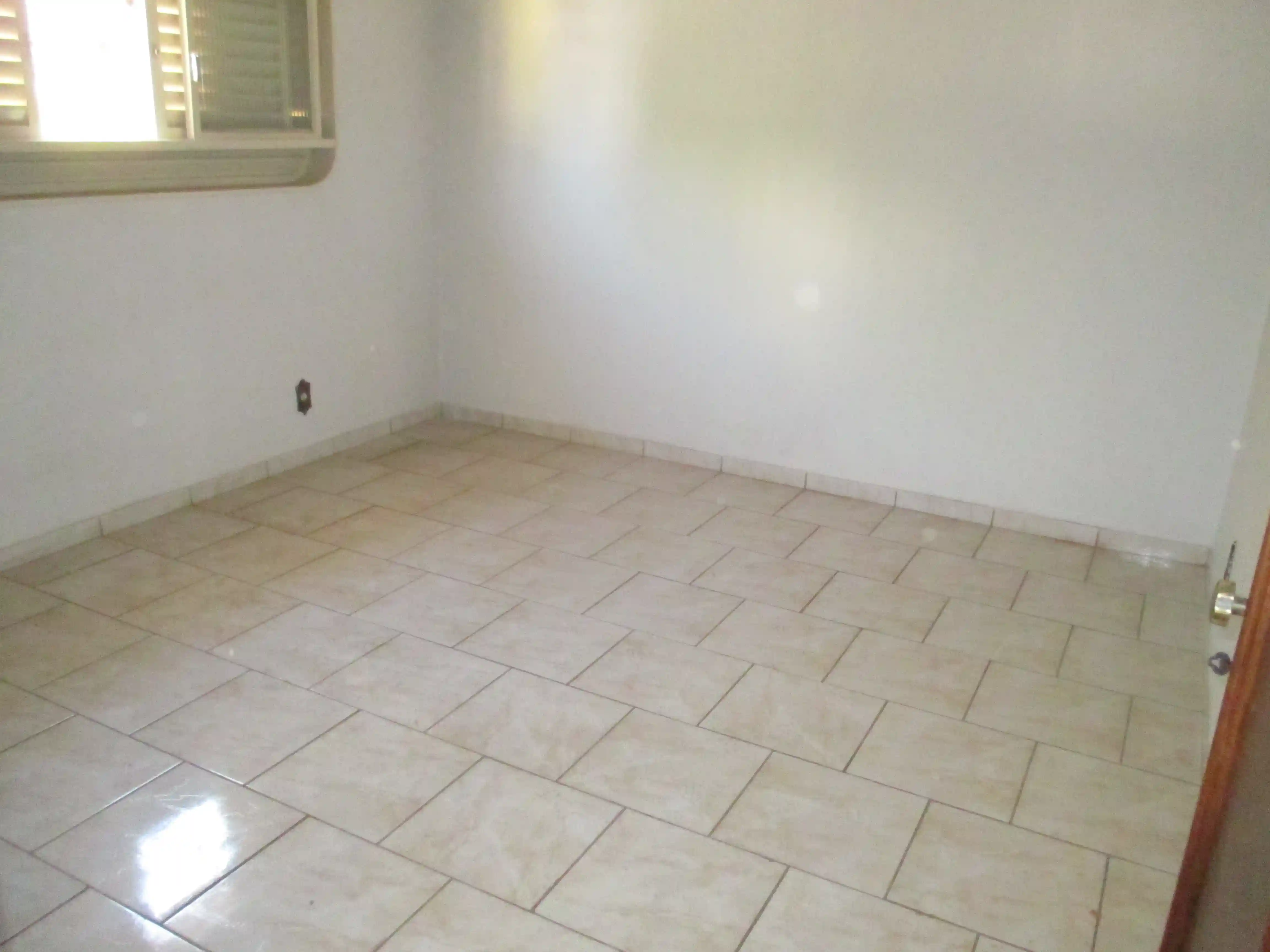 Casa à venda — foto 5 de 14