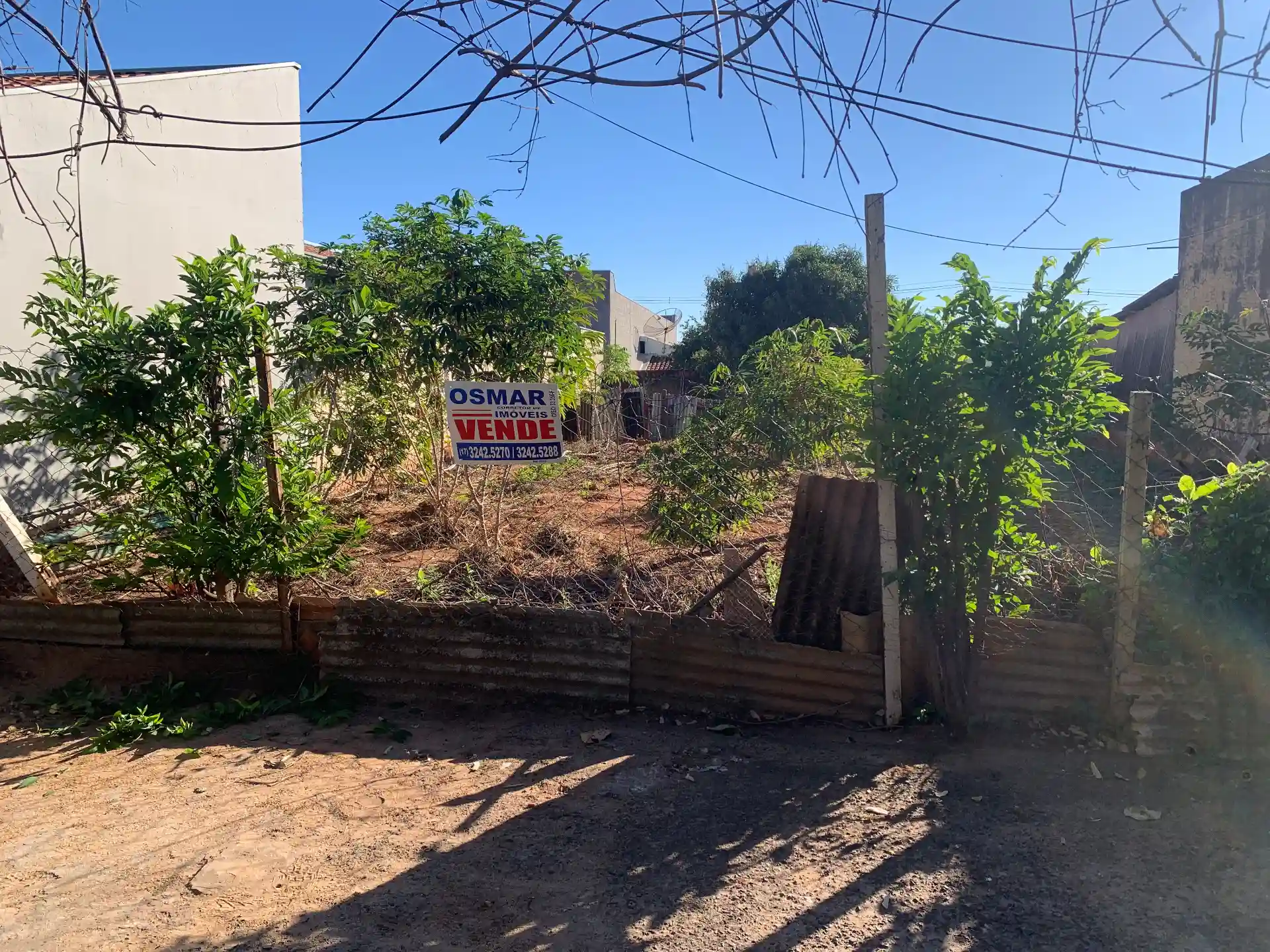 Terreno / Lote / Condomínio  à venda, 360m² — foto 1 de 7