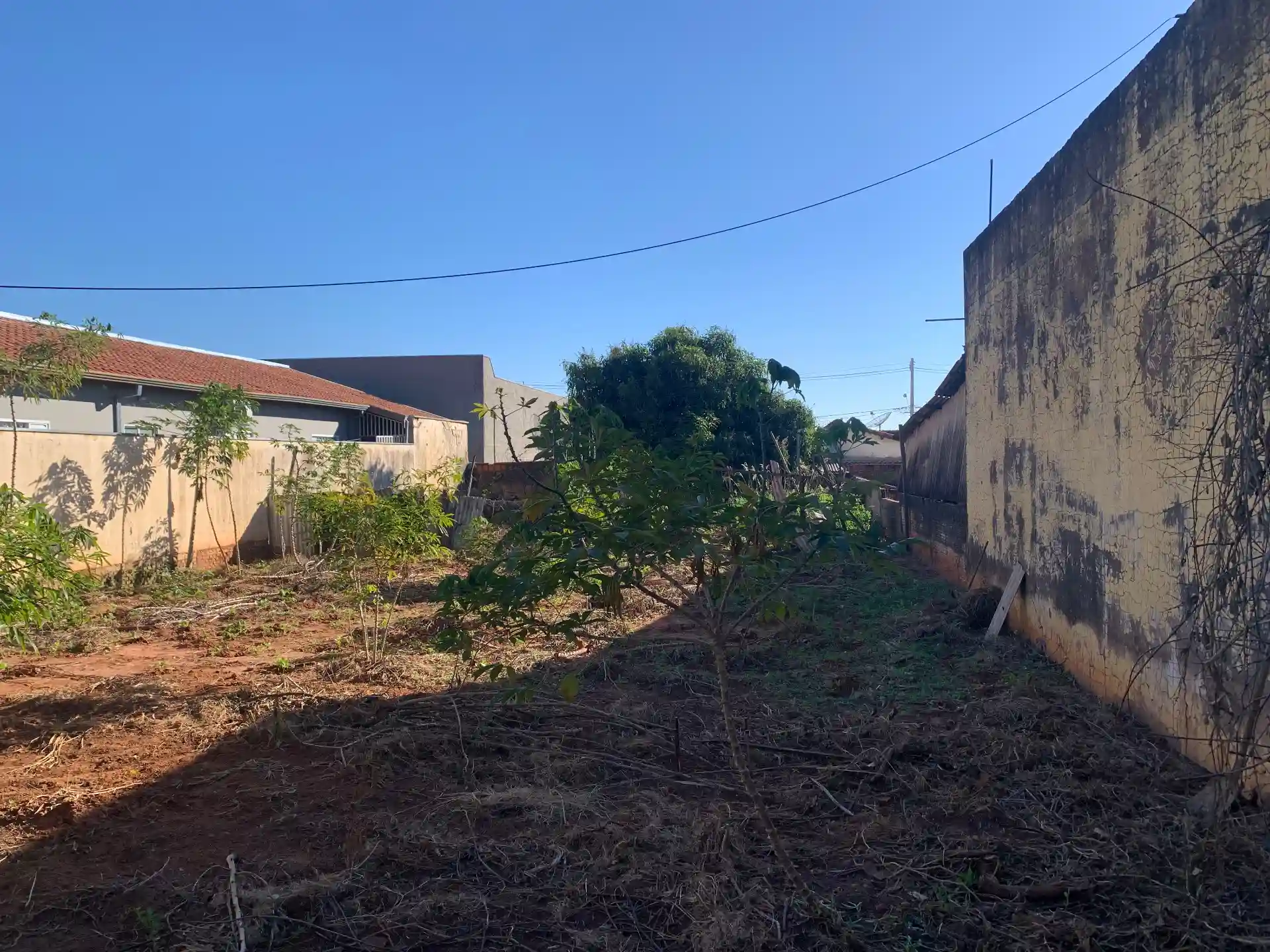 Terreno / Lote / Condomínio  à venda, 360m² — foto 4 de 7