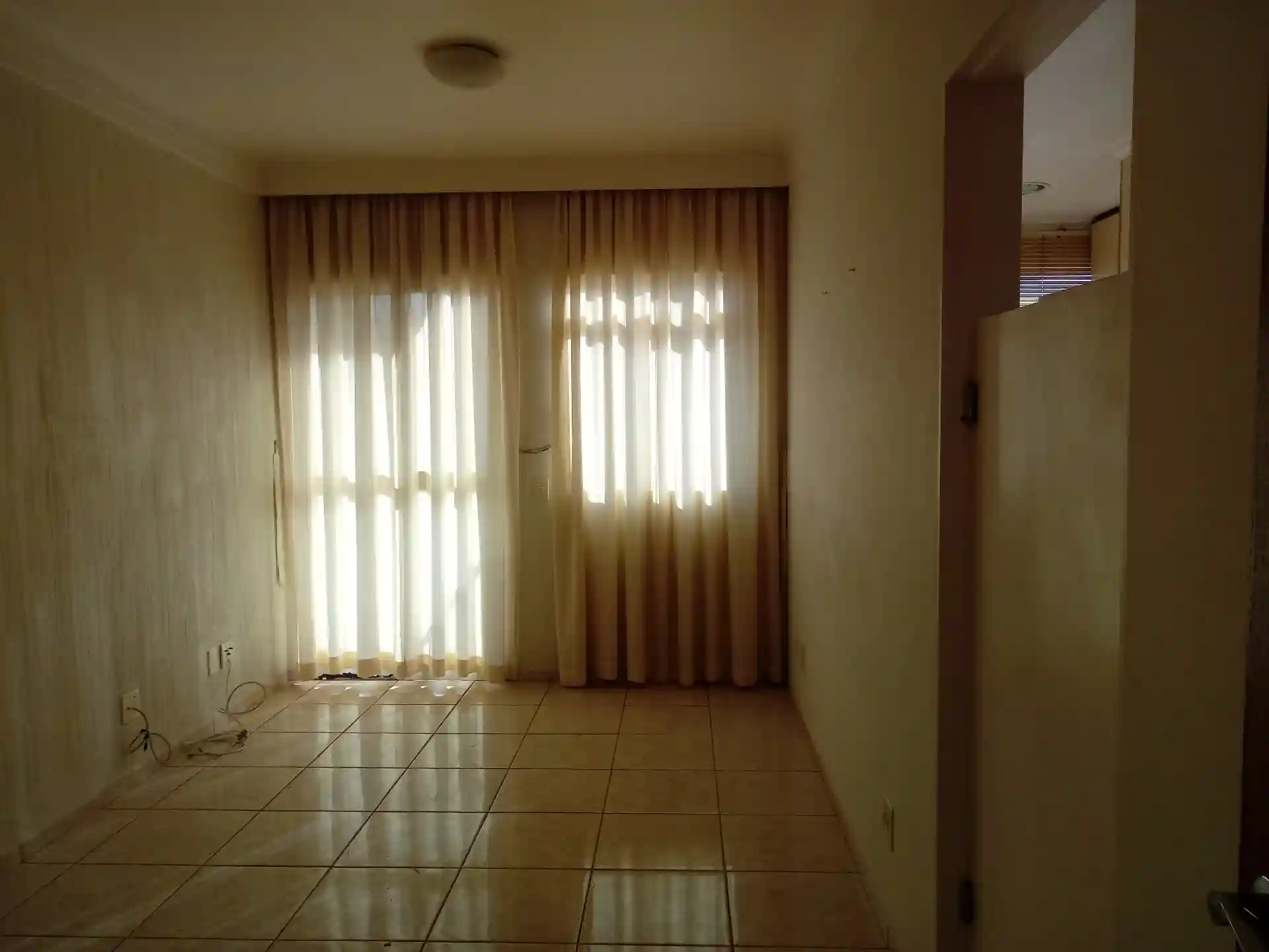 Apartamento com 1 quarto à venda, 102m² — foto 1 de 14