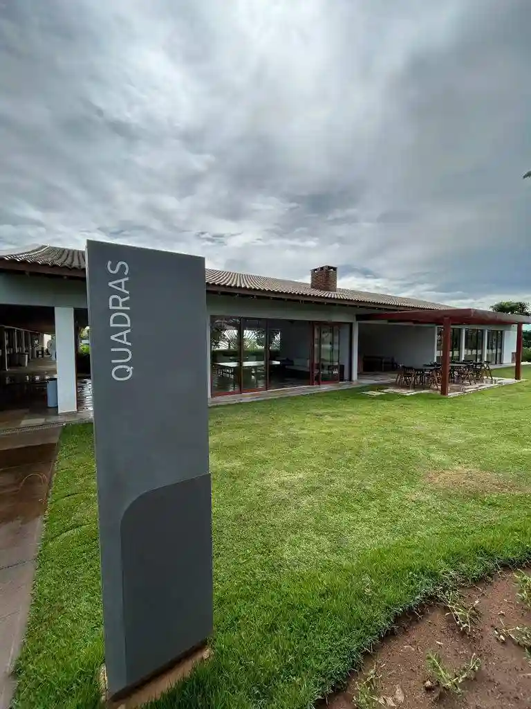 Casa de Condomínio com 3 quartos à venda, 300m² — foto 19 de 24