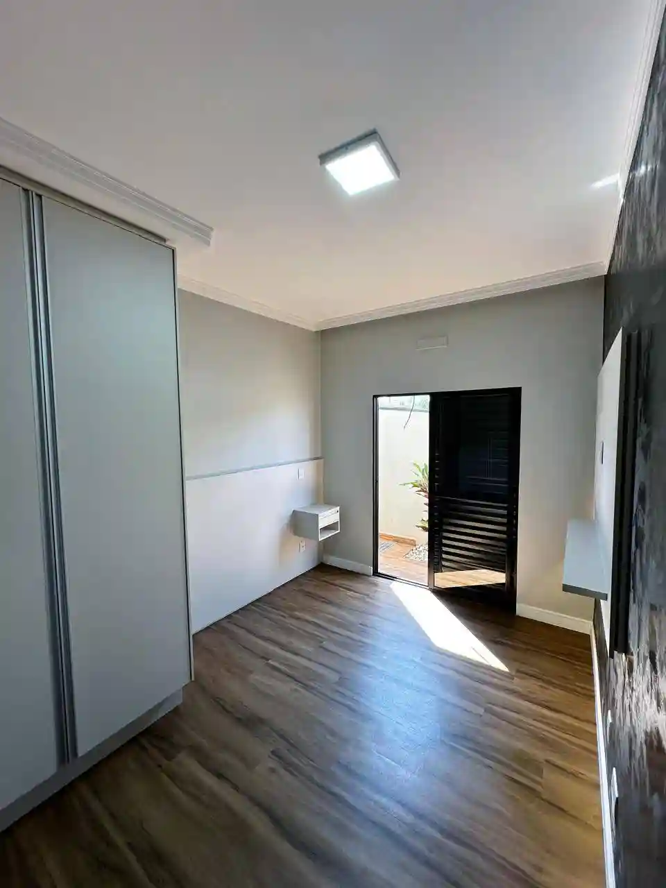 Casa de Condomínio com 3 quartos à venda, 300m² — foto 3 de 24
