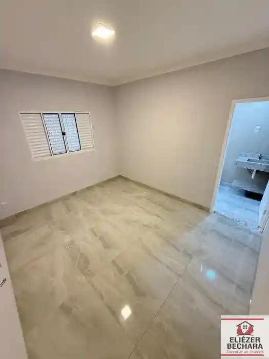 Casa com 3 quartos à venda, 200m² — foto 13 de 19