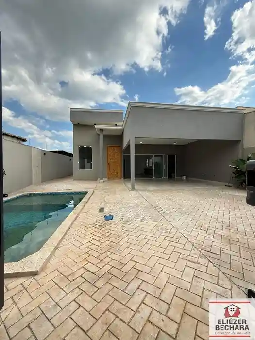 Casa com 3 quartos à venda, 200m² — foto 15 de 19