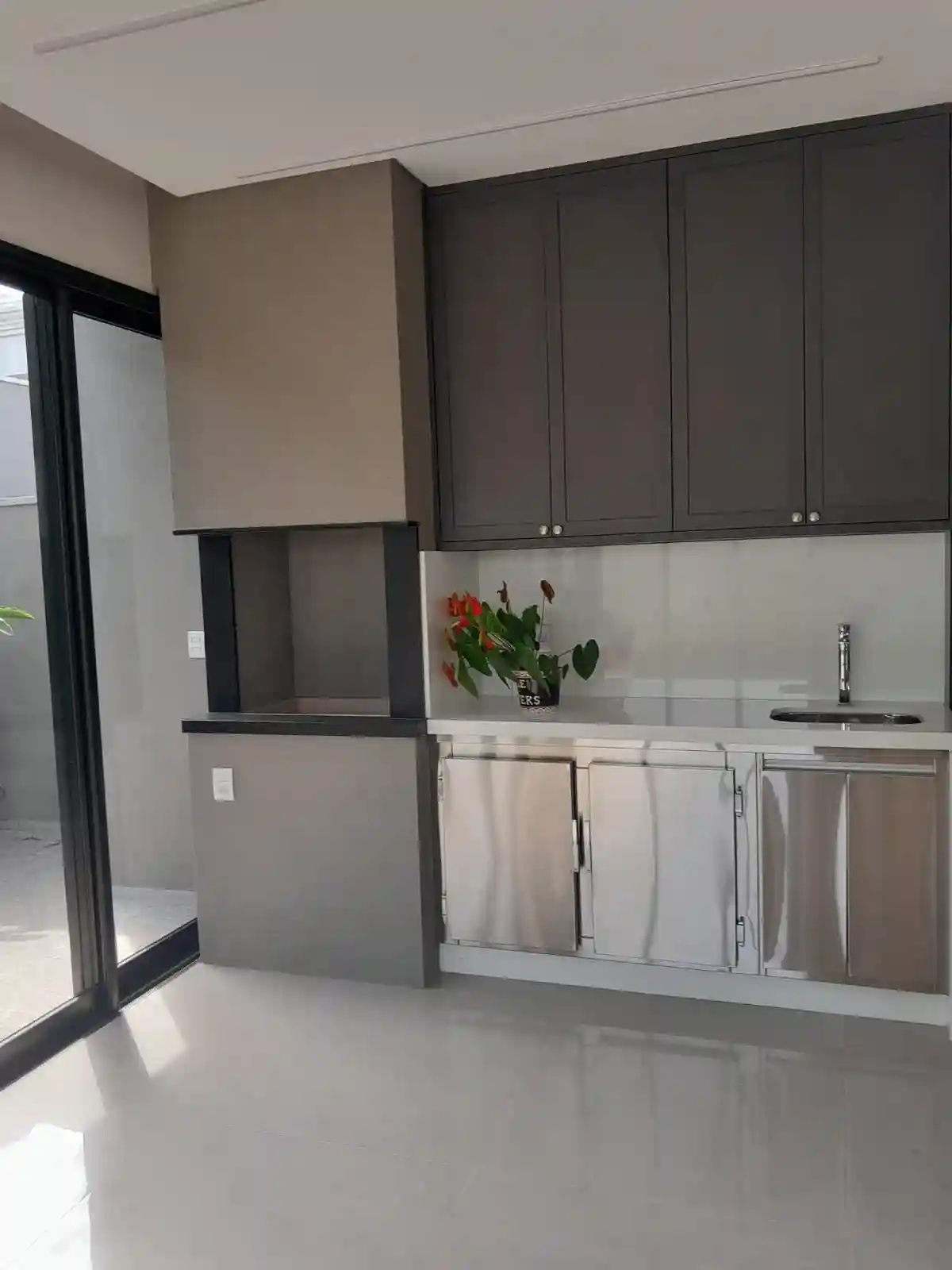 Casa de Condomínio com 3 quartos para aluguel, 267m² — foto 29 de 42