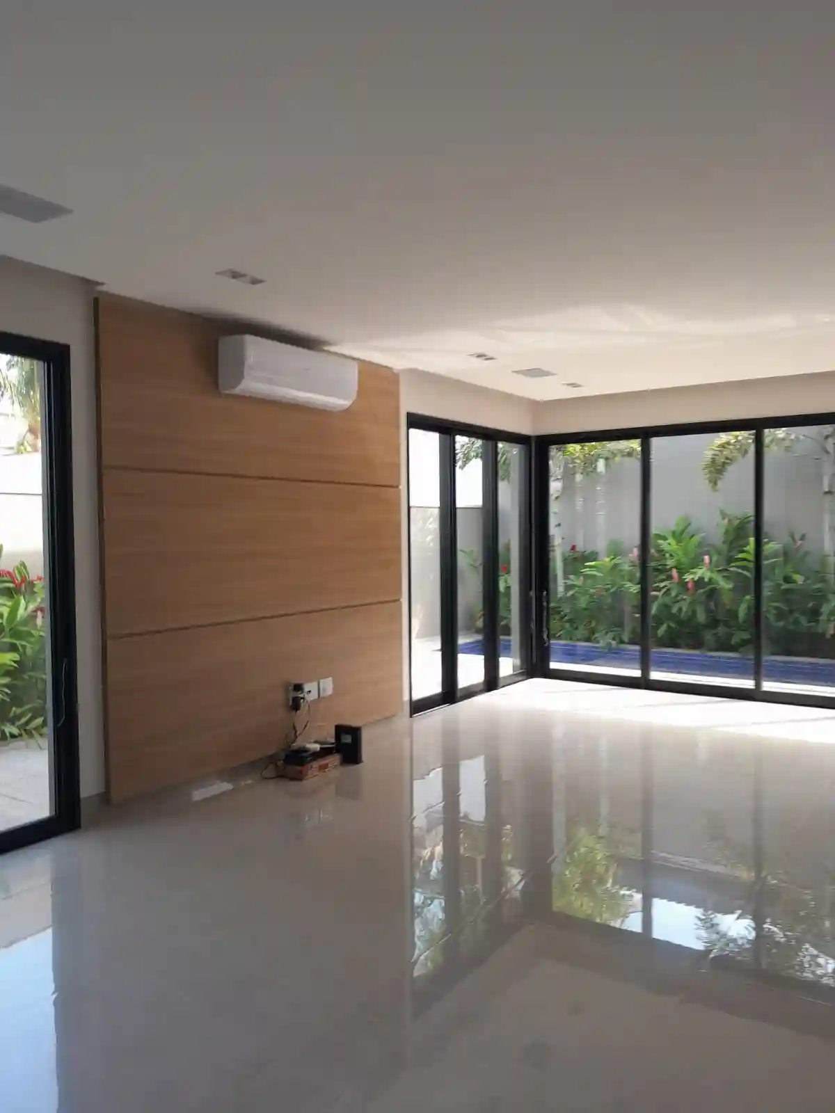 Casa de Condomínio com 3 quartos para aluguel, 267m² — foto 31 de 42