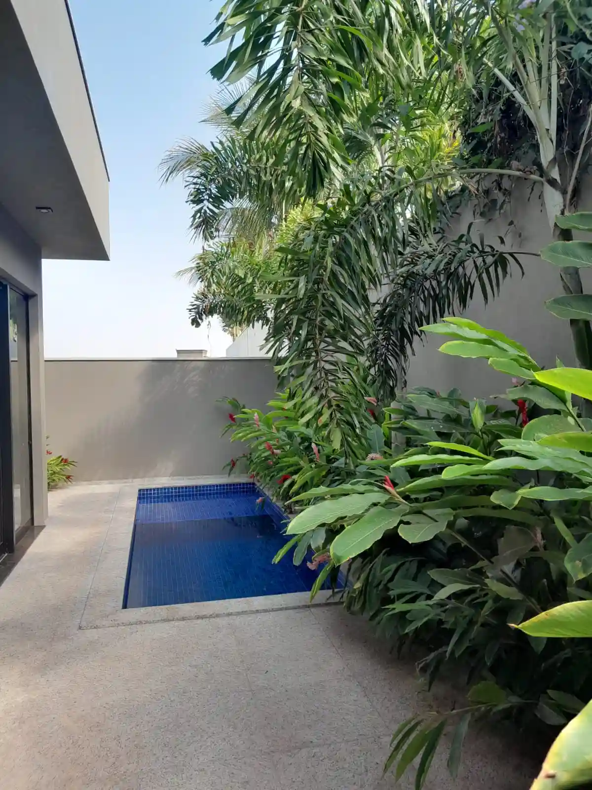 Casa de Condomínio com 3 quartos para aluguel, 267m² — foto 38 de 42