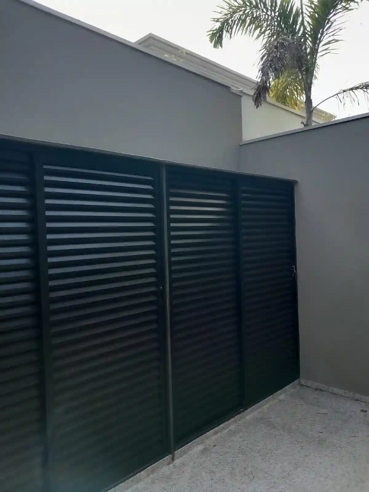 Casa de Condomínio com 3 quartos para aluguel, 267m² — foto 39 de 42