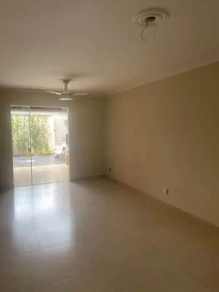 Casa de Condomínio com 3 quartos à venda, 127m² — foto 9 de 21