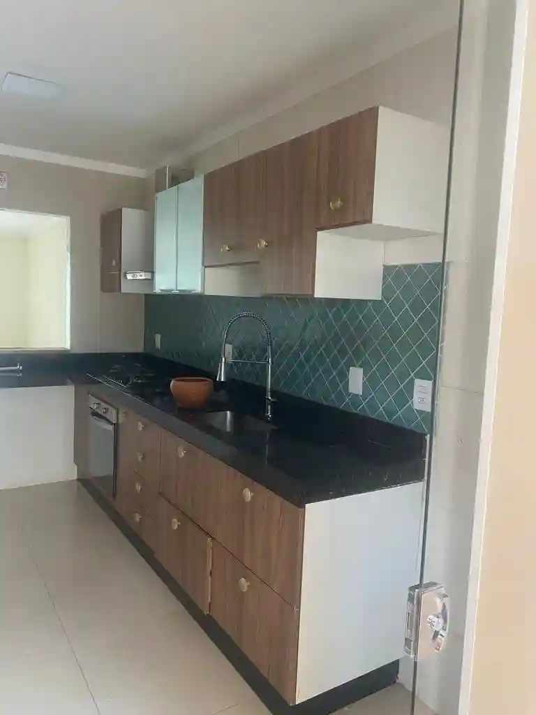Casa de Condomínio com 3 quartos à venda, 127m² — foto 2 de 21