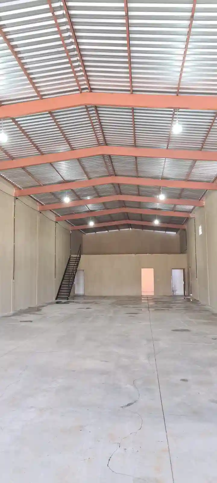 Loja / Salão / Ponto Comercial  para aluguel, 478m² — foto 2 de 8