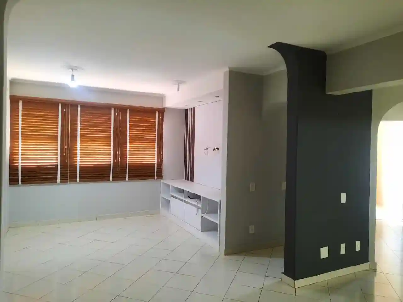 Apartamento com 2 quartos à venda, 110m² — foto 2 de 34