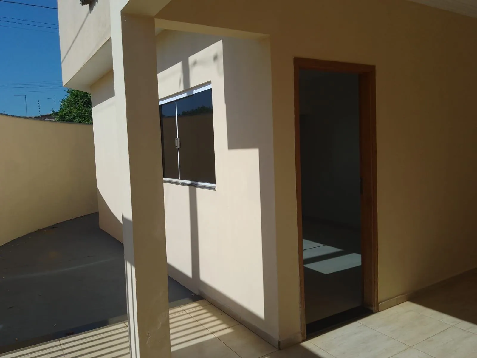 Casa com 2 quartos para aluguel, 50m² — foto 2 de 17