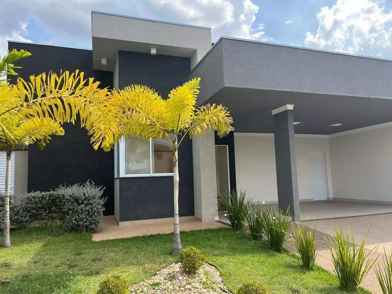 Casa de Condomínio com 3 quartos à venda, 377m² — foto 2 de 21