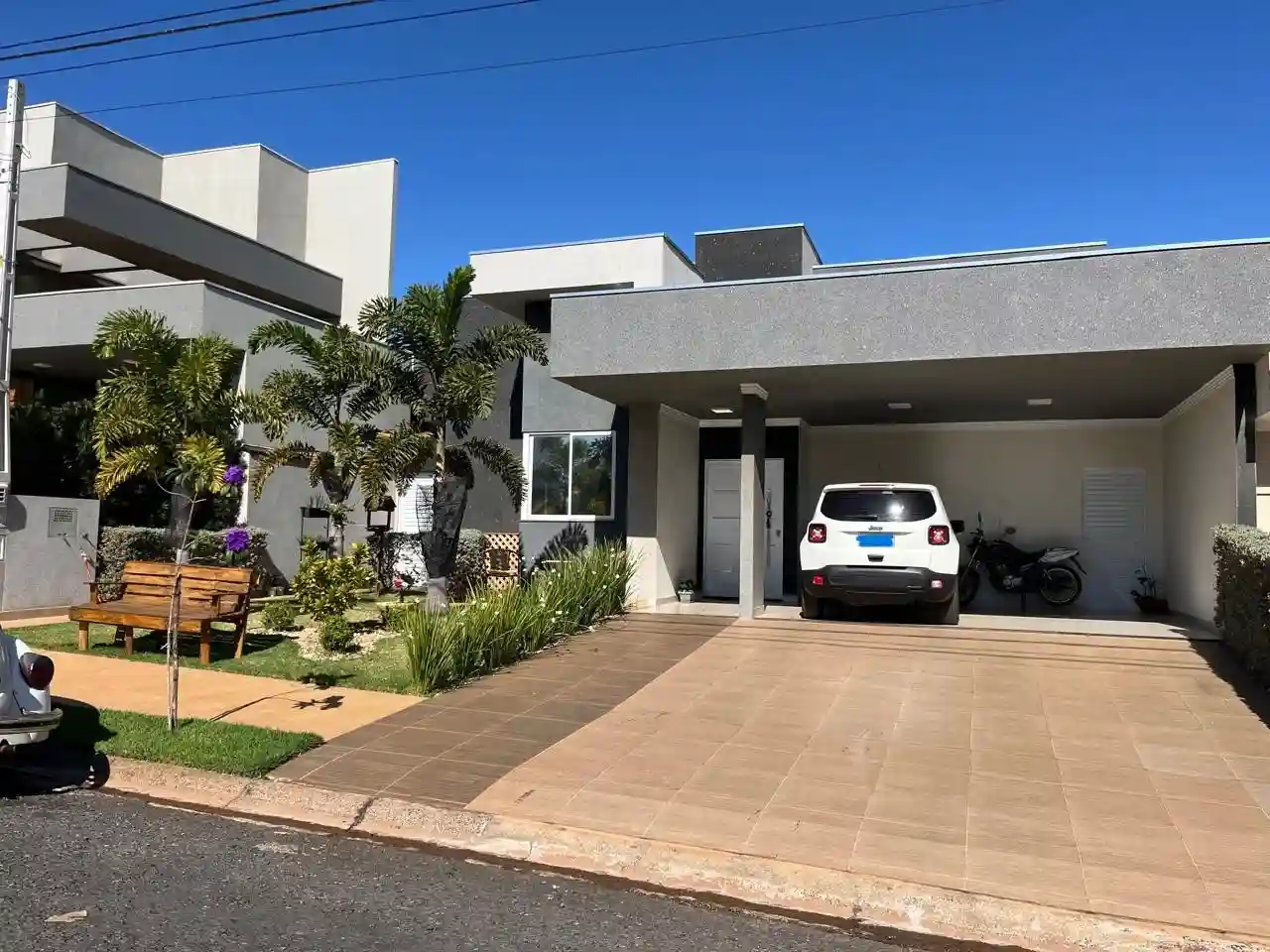 Casa de Condomínio com 3 quartos à venda, 377m² — foto 1 de 21