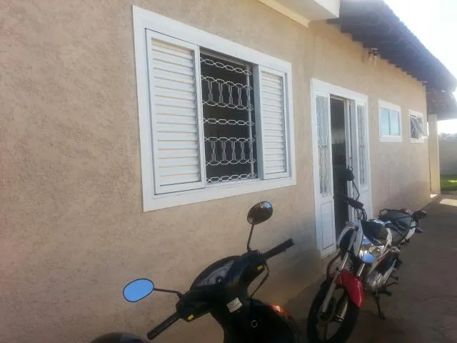 Casa à venda — foto 3 de 3
